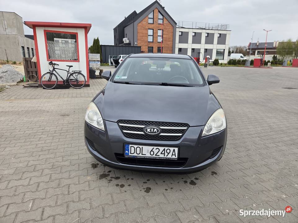 Kia Ceed 16 126 BenzynaLPG 2009