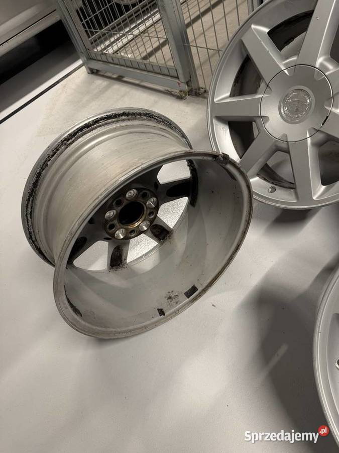 felgi17 cadillac sts chrysler 300c chevrolet Warszawa