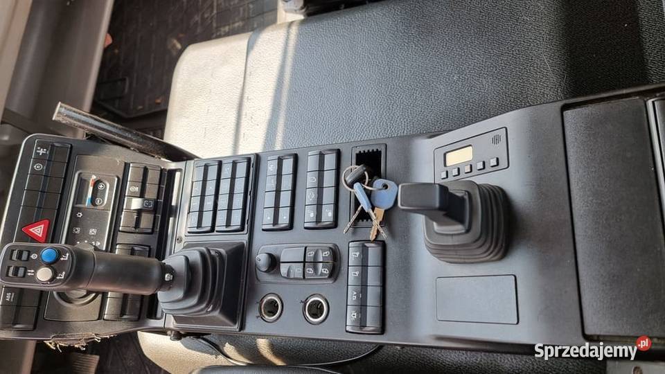 MercedesBenz UNIMOG U527 Nowy Model EURO VI automatyczna Markowice