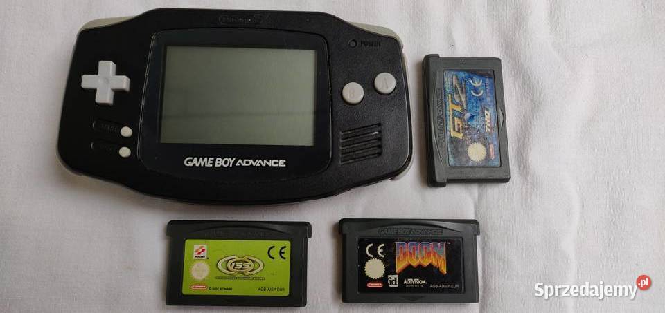 Game boy Advance 3 gry w tym DOOM sprawny stan sprzedam