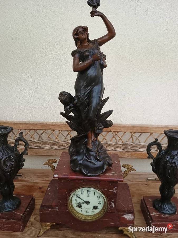 Kominkowy zegar francuski z dwoma dostawkami