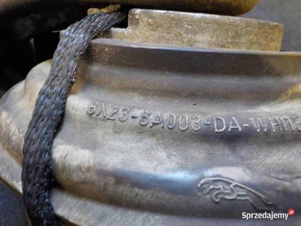 JAGUAR XF 27 TD V6 09r 207 7G poduszka silnika osobowe