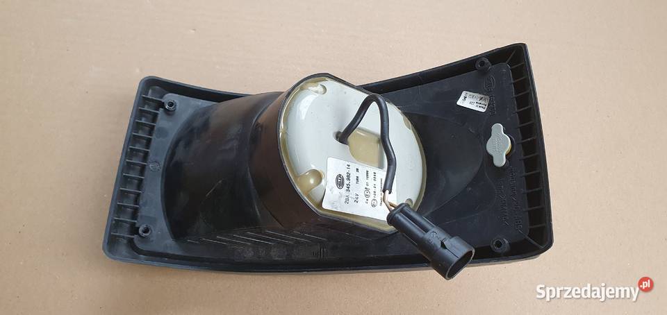 AUTOBUS LAMPA TYŁ HELLA LED BIAŁA 2BA34598214 Bieleń