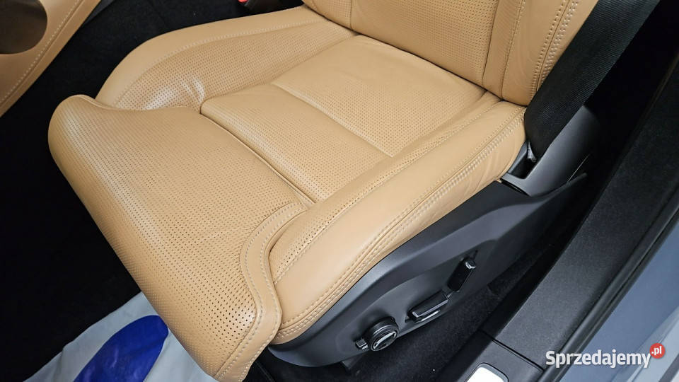 Volvo XC 90 T8 AWD PlugIn Ultimate Dark 7os Z nieuszkodzony Warszawa sprzedam