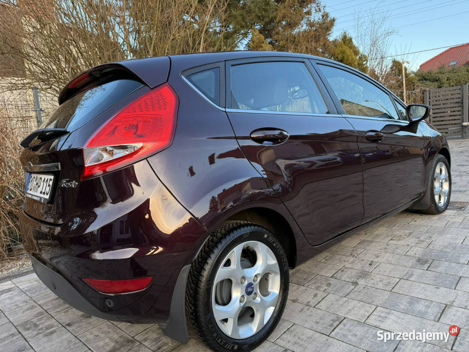 Ford Fiesta nowa Niski oryginalny przebieg Mk7 gniazdo AUX wielkopolskie