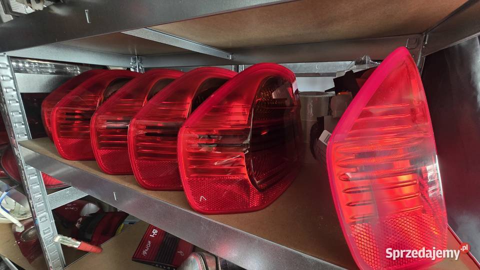 Lampy lewy prawy tył BMW E90 HURT 10 Sosnowiec
