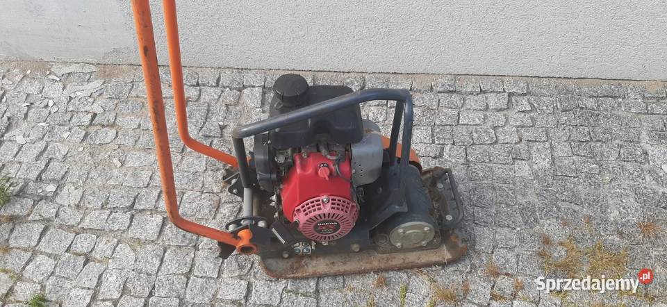 Zagęszczarka wibracyjna BELLE PCLX