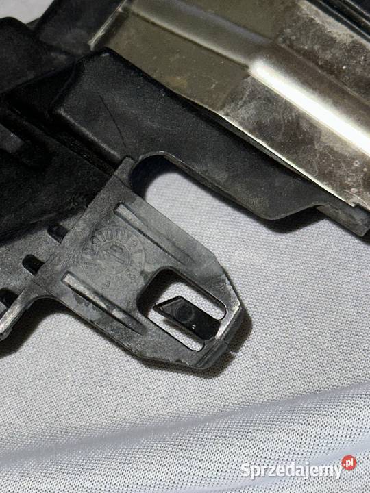 BMW X1 F48 LIFT LCI ŚLIZG MOCOWANIE LAMPY LEWE Oświetlenie