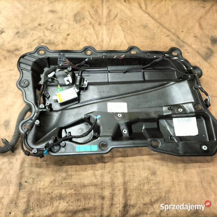 Wspornik tapicerki drzwi lewych przednich BMW Poręba