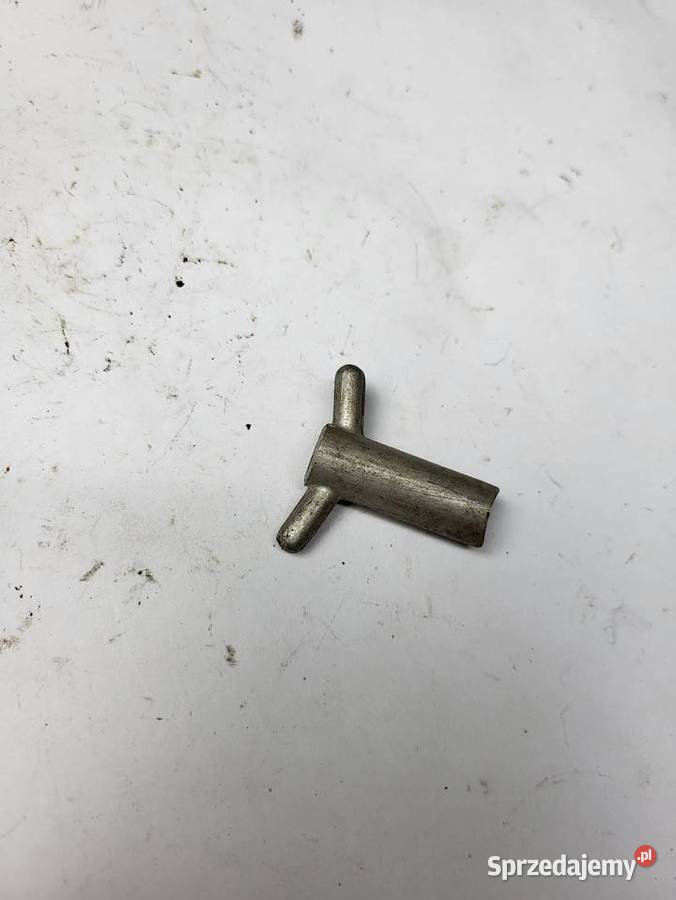 ZUNDAPP DB200 NAPINACZ HAMULCA TYŁ DBK Rybnik
