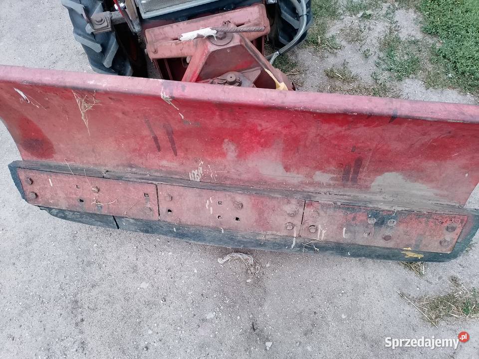 Traktor KMZ 012 urwis kabina i spych Makowlany