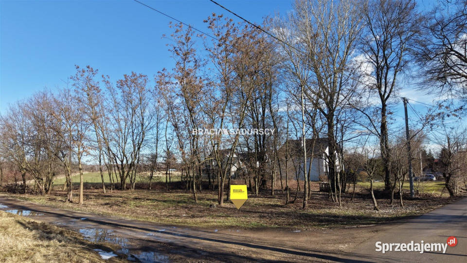 Działka do sprzedania 900m2 Jeziorzany telefon