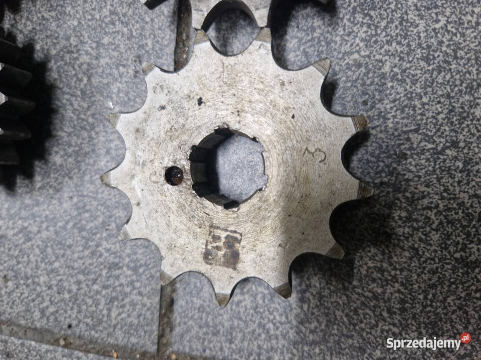 Nowa zębatka napędowa Cz 250 380 cross 980 984 Białystok