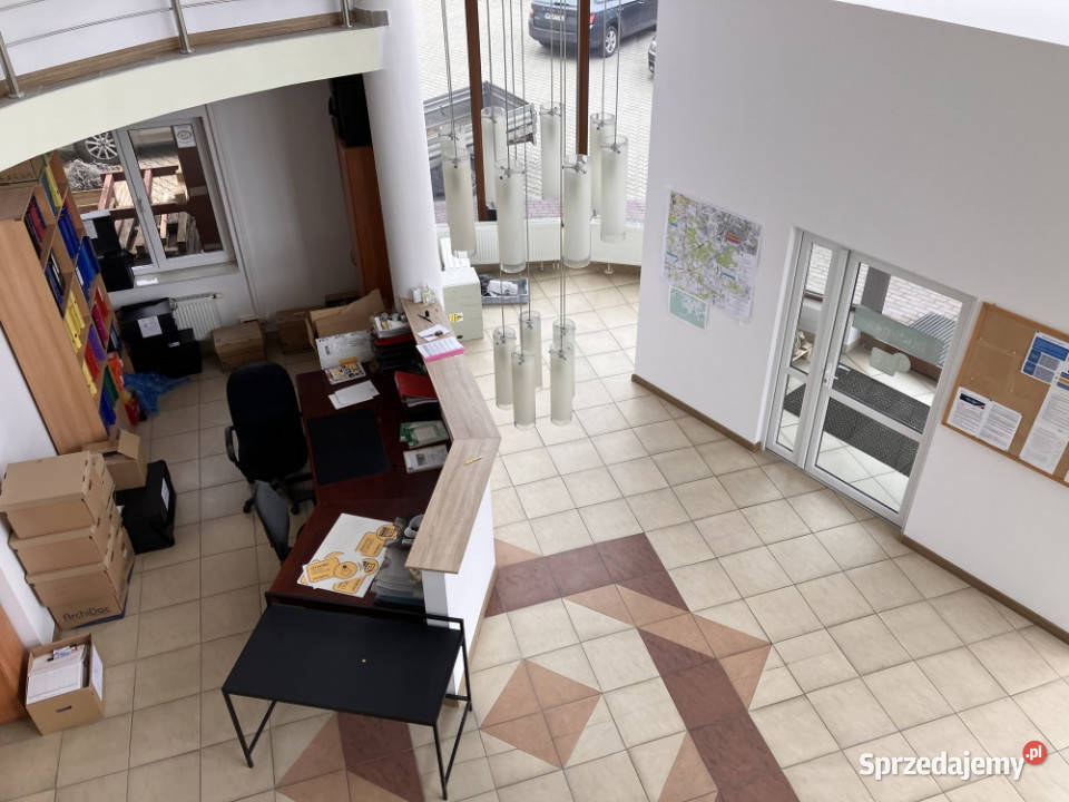Pomieszczenia biurowe 12 do 30 m2 i magazyn 155 podlaskie sprzedam