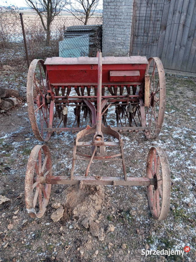 Siewnik konny 13 lejków nieuszkodzony Świdnik