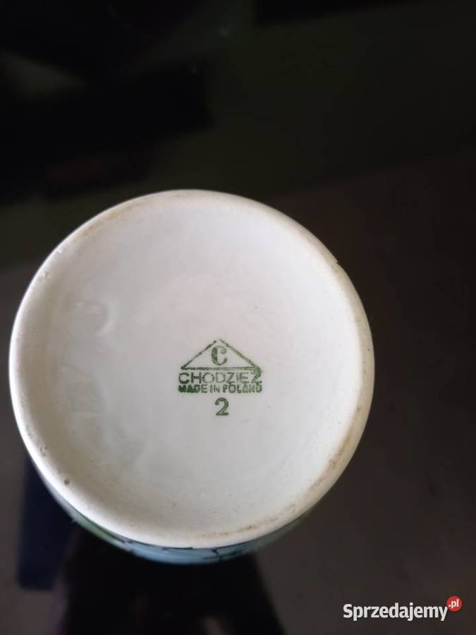 Porcelanowy wazonik z Chodzieży lubuskie