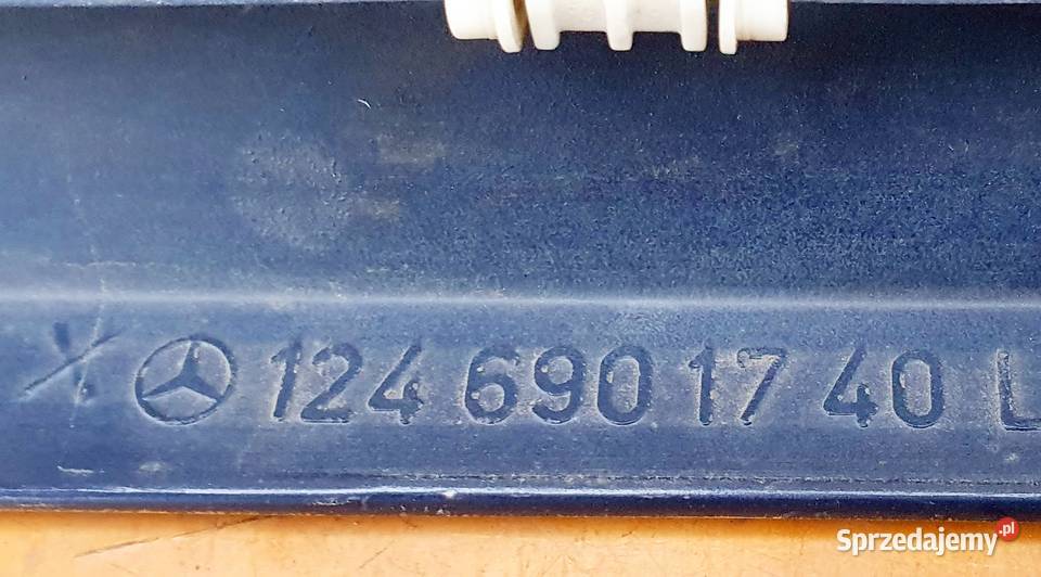 MERCEDES E W124 SEDAN LISTWA DRZWI LEWY TYŁ Radom