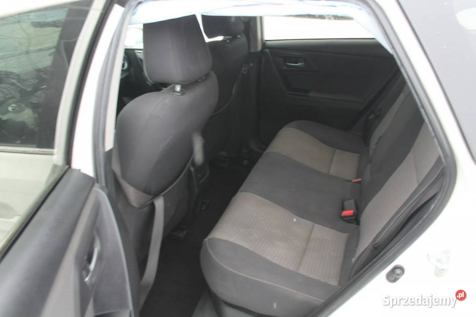 Toyota Auris II 2012 262329km wielkopolskie Ostrów Wielkopolski