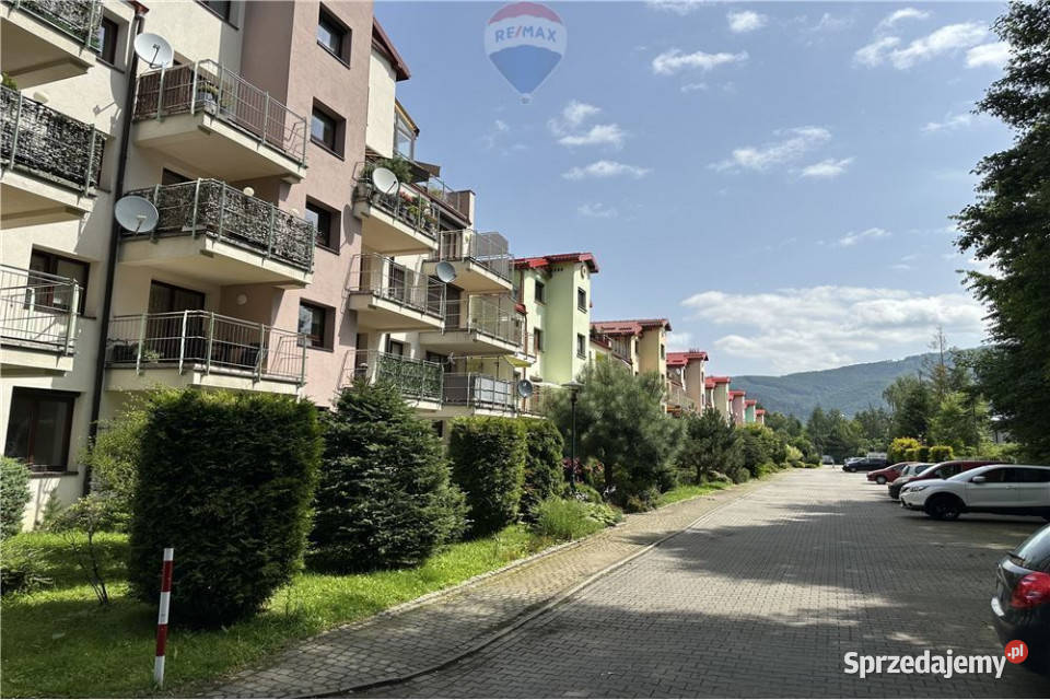 Działka komercyjna zabudowa mieszkaniowausługowa asfalt Ustroń