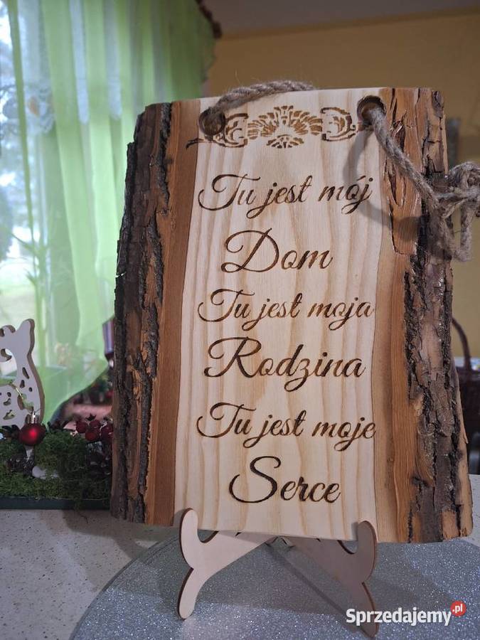 Deseczka okolicznościowa z grawerem Strzyżów