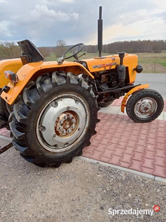 Ursus C328 taki C330C325 zarejestrowany Ursus Łagów