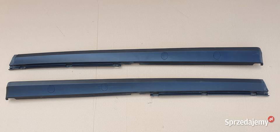 ACTROS MP4 LISTWA KABINY BOK PRAWY A9606902301 Bieleń