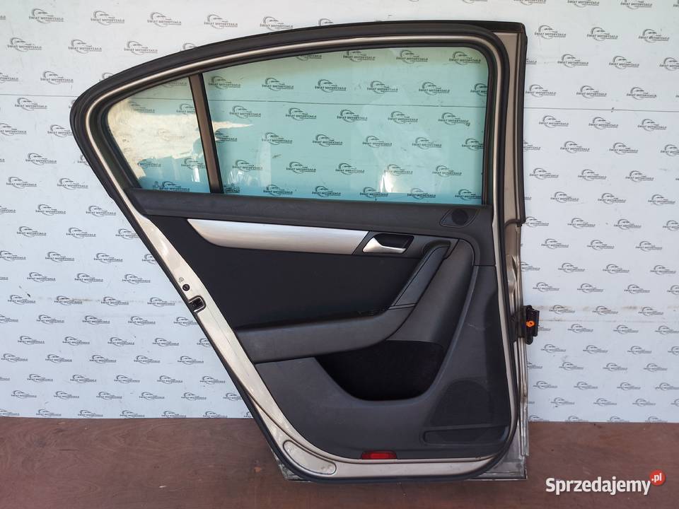 VW PASSAT 20 TDI 13r drzwi lewe tył 190 mikronów Kielce