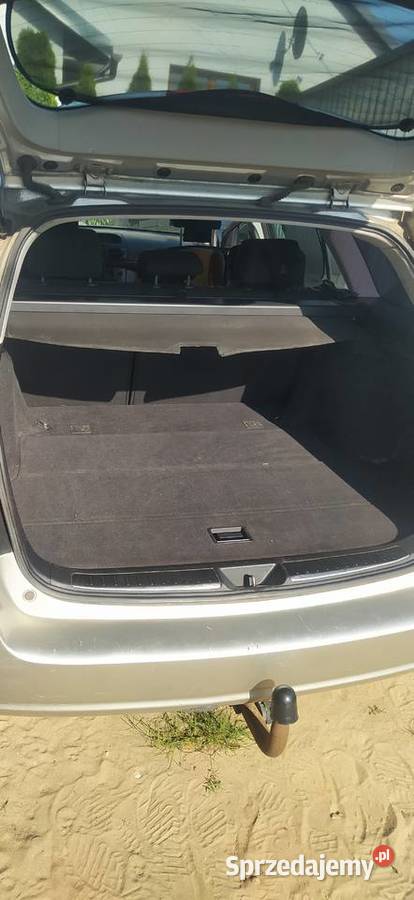 Toyota Avensis t25 18 LPG hak manualna