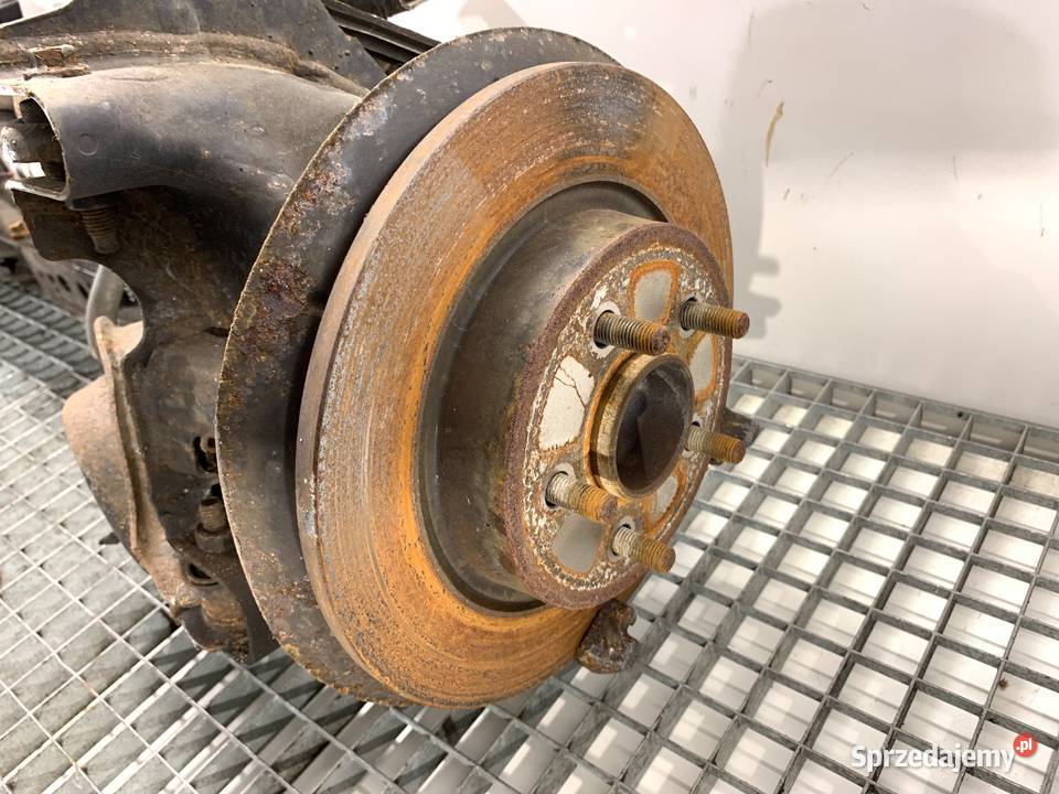 BELKA TYŁ VOLVO V40 Hatchback 31406223 TYLNA