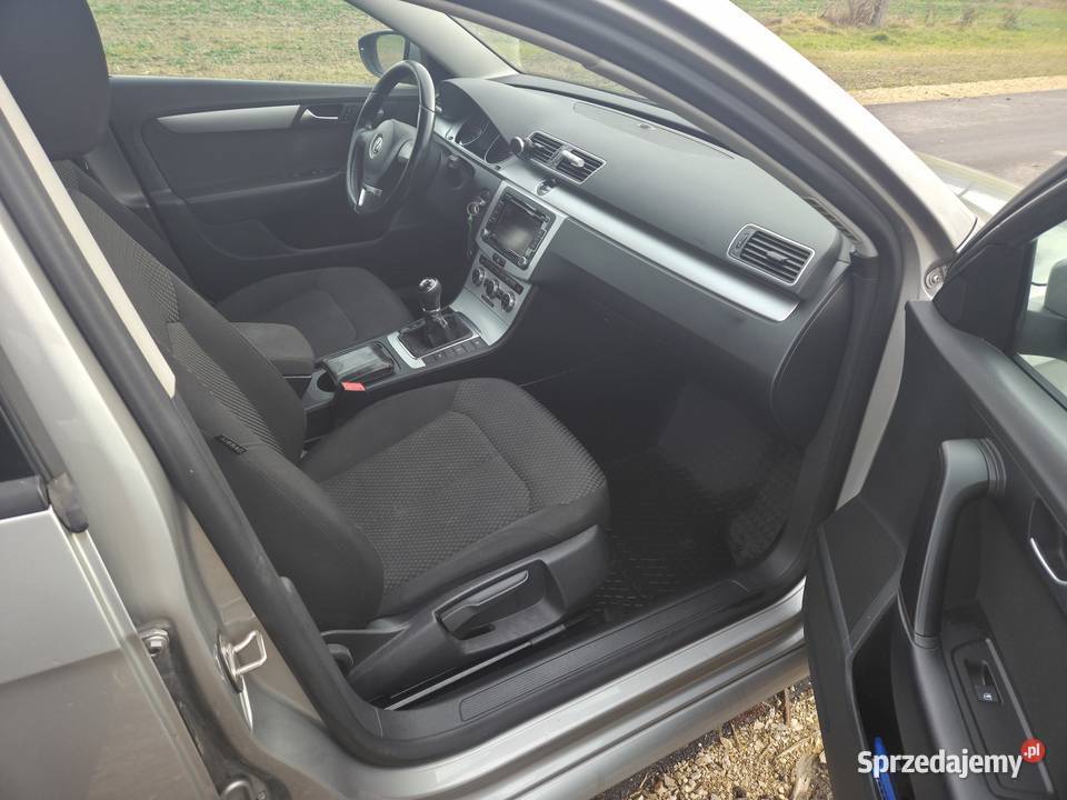 Passat B7 pierwsza rejestracja 2015 4/5 Sędziszów
