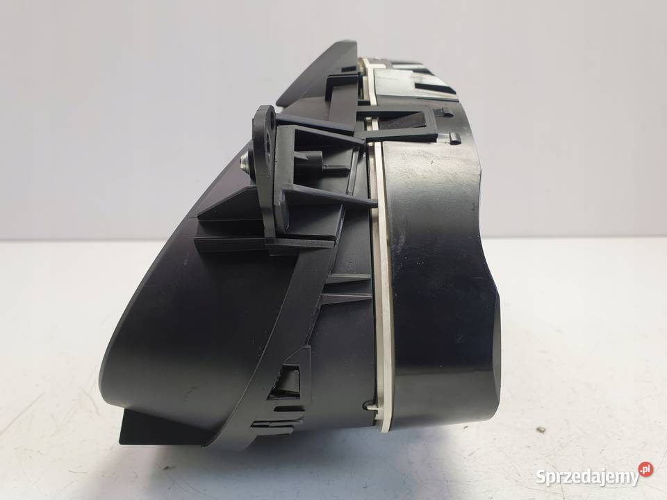 Audi A4 B8 20 TDI LICZNIK ZEGARY Europa Rudka