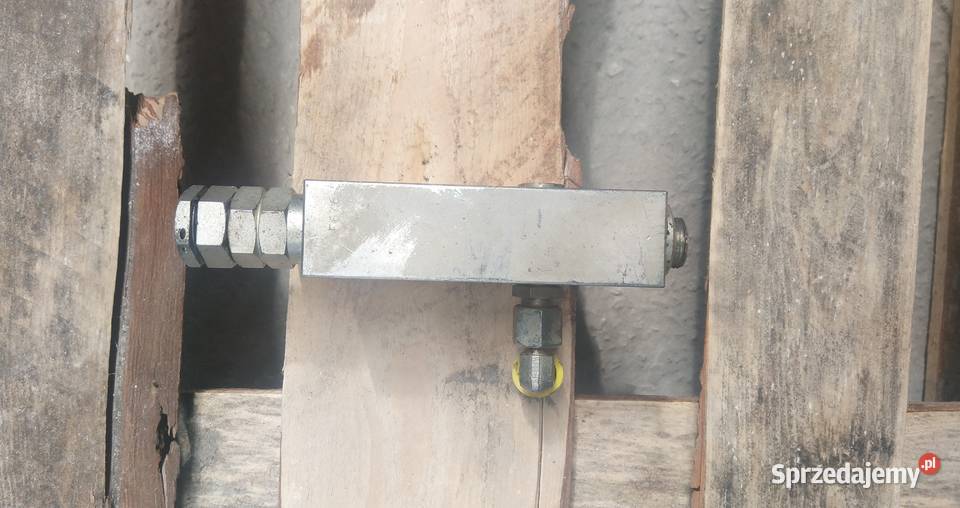 7 WYJŚĆ KOSTKA ZAWÓR ZAMEK HYDRAULICZNY świętokrzyskie