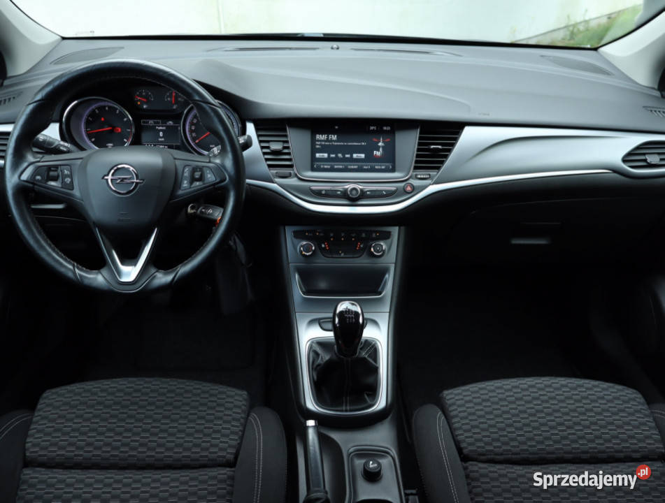 Opel Astra 14 T Piaseczno