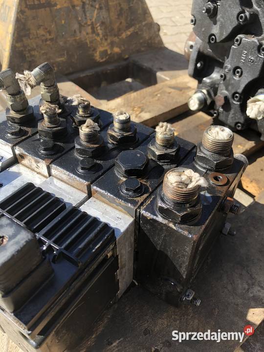 rozdzielacz danfoss danfos pvg32 4 sekcje cewki sprzedam
