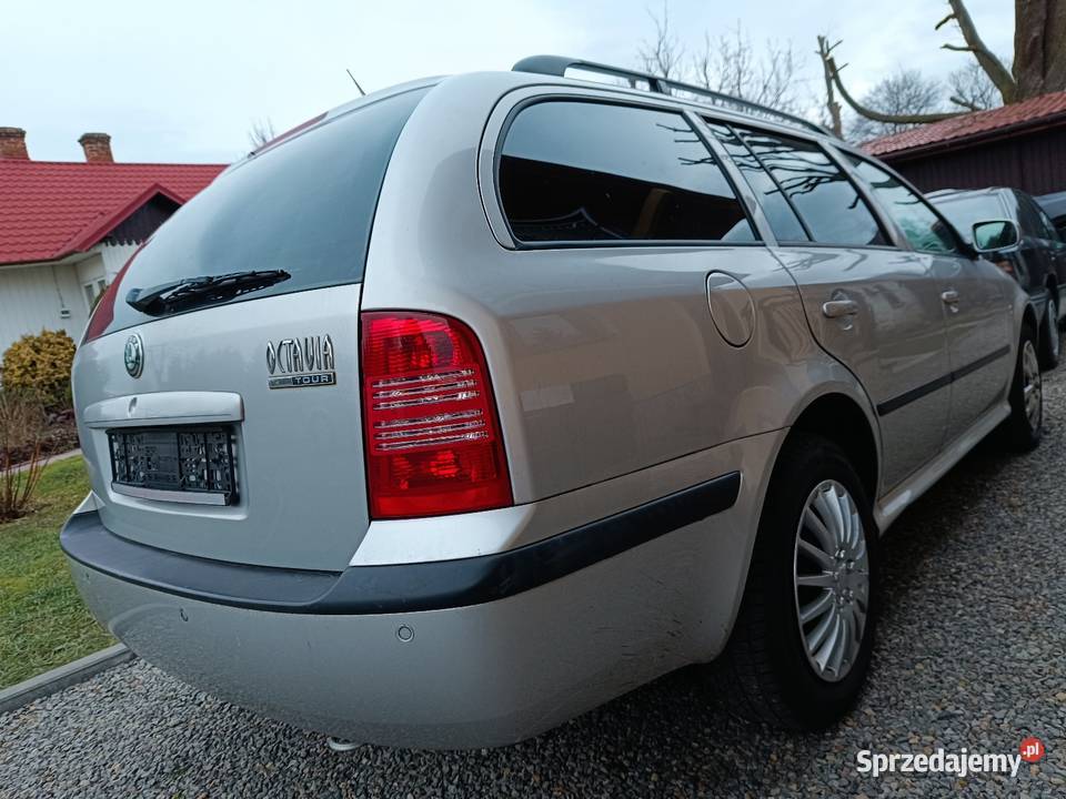 193Skoda Octavia Tour 16MPi 102 2004 z Niemiec klimatyzacja Przeworsk