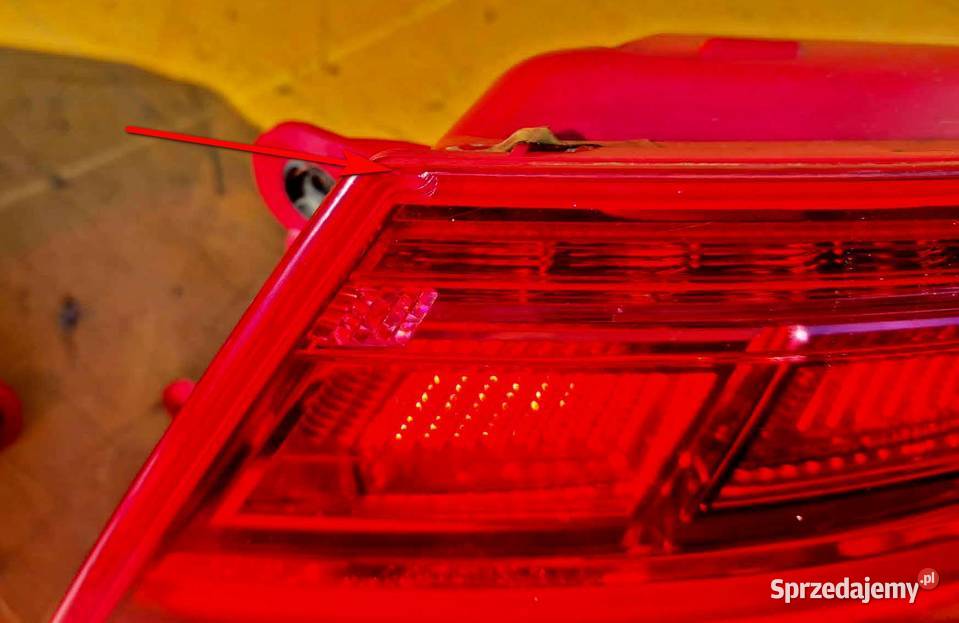 AUDI A8D4 2012 LAMPA PRAWY TYL LED 4H0945096 sprzedam
