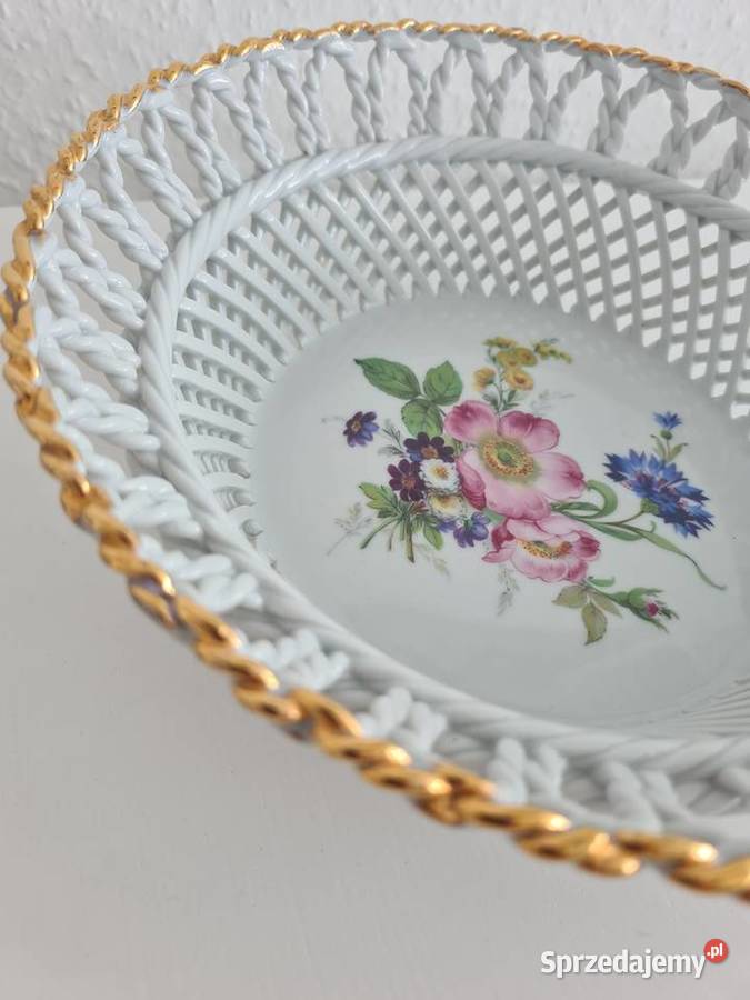Porcelanowa ażurowa paterka w kwiaty misa