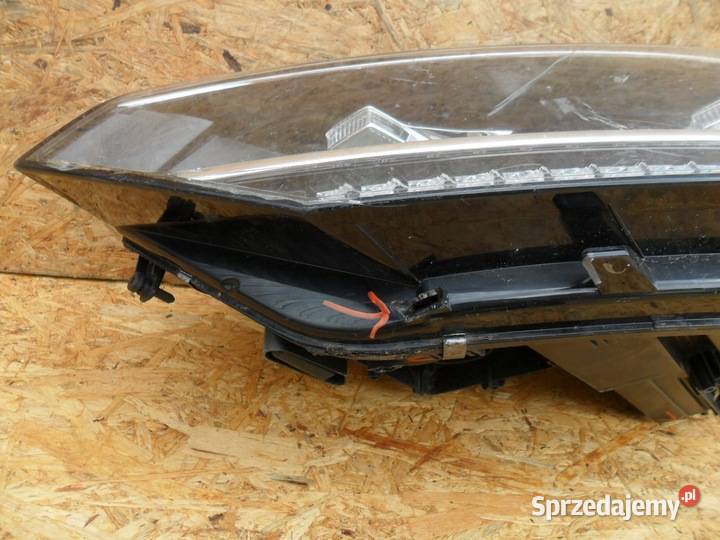VW TOURAN REFLEKTOR XENON PRAWY 5TB941036B Nowy Tomyśl