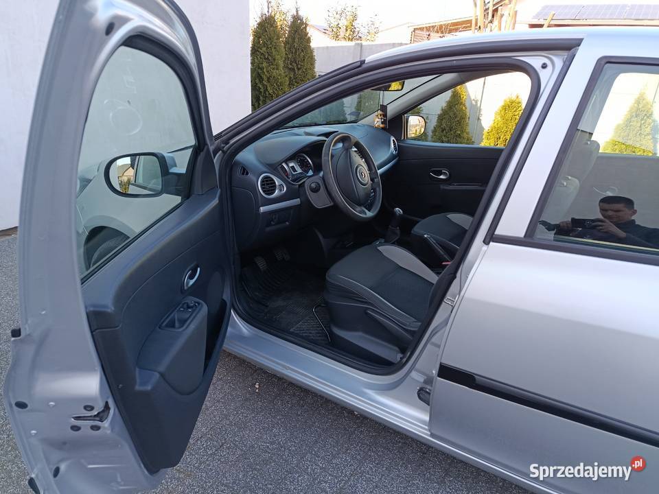 Renault Clio 2011 15 dCi nieuszkodzony Wolsztyn