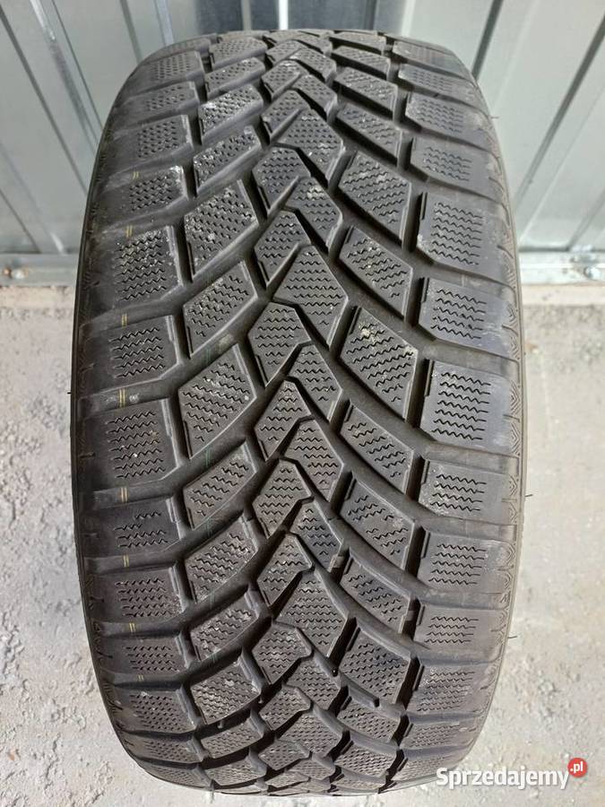 Opony zimowe 22540 R18 Samochodowe Częstochowa