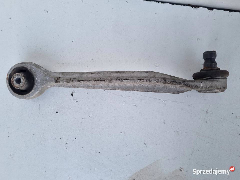 Audi A4 B5 Passat B5 PRZEDNI PRAWY GÓRNY WAHACZ osobowe lubelskie Rudka