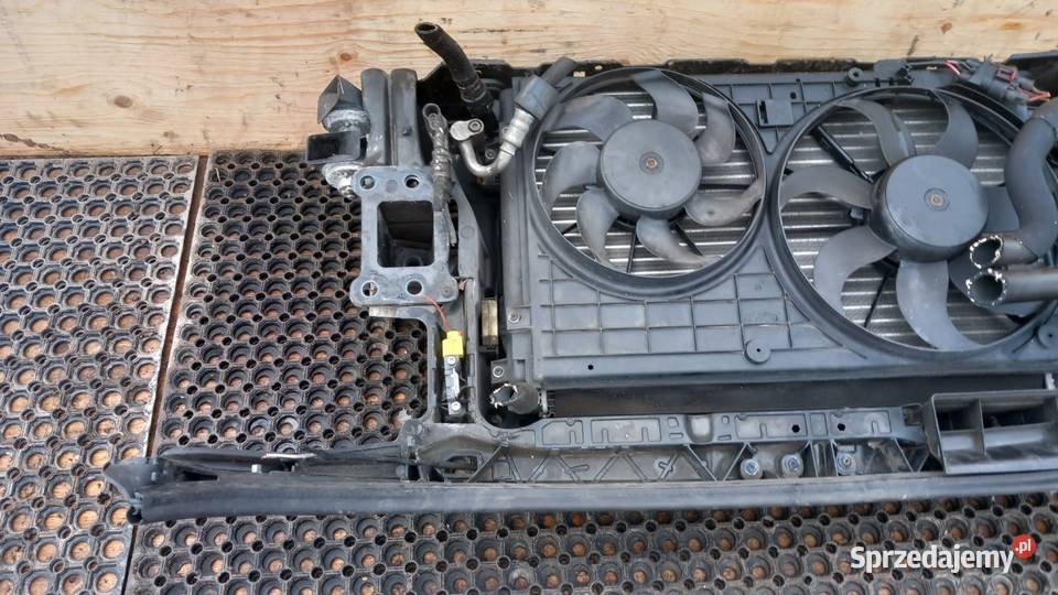 AUDI A3 8P LIFT 16B PAS PRZEDNI KOMPLET Pasy przednie i tylne Zbierkowo