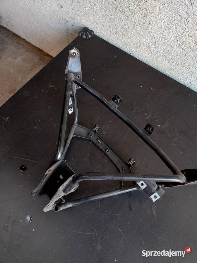 Piaggio x9 Evolution stelaż czaszy sprzedam