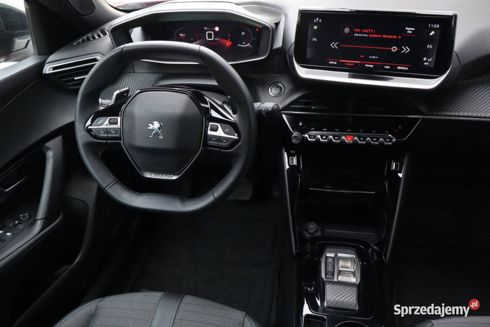 Peugeot 2008 12 PureTech pierwszy właściciel Zabrze