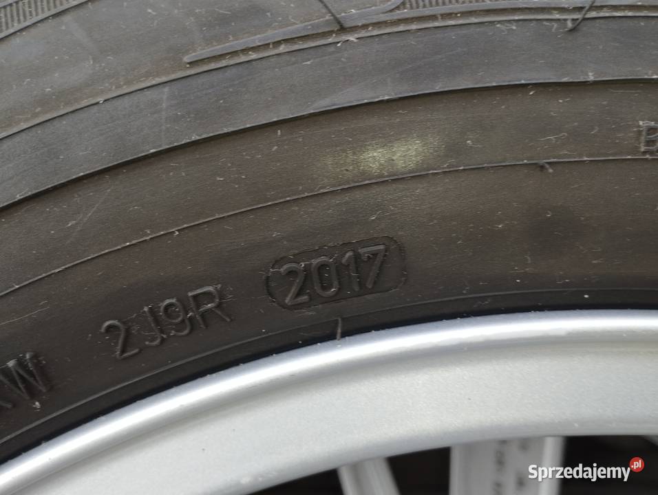 Komplet kół oryginalnych Audi A4B9 2056015 Samochodowe małopolskie