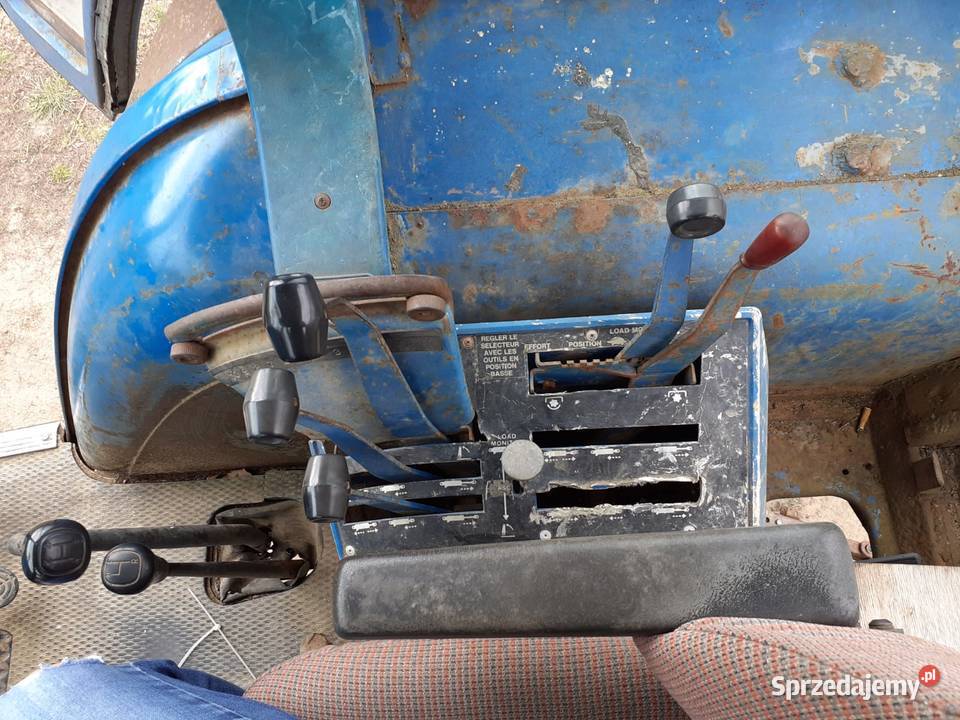 Ciągnik Ford 6710 80 4x4 nowy silnik Godny Stolno