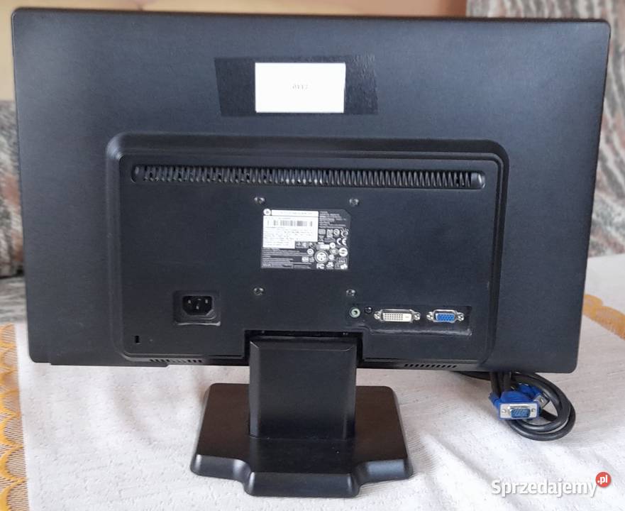 Monitor LED 20 HP W2072a z kablami mazowieckie sprzedam
