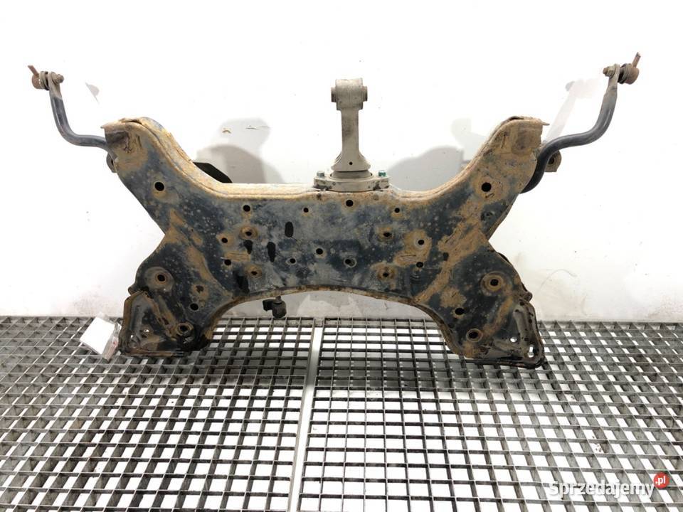 BELKA POD SILNIK HYUNDAI ELANTRA V 16 132