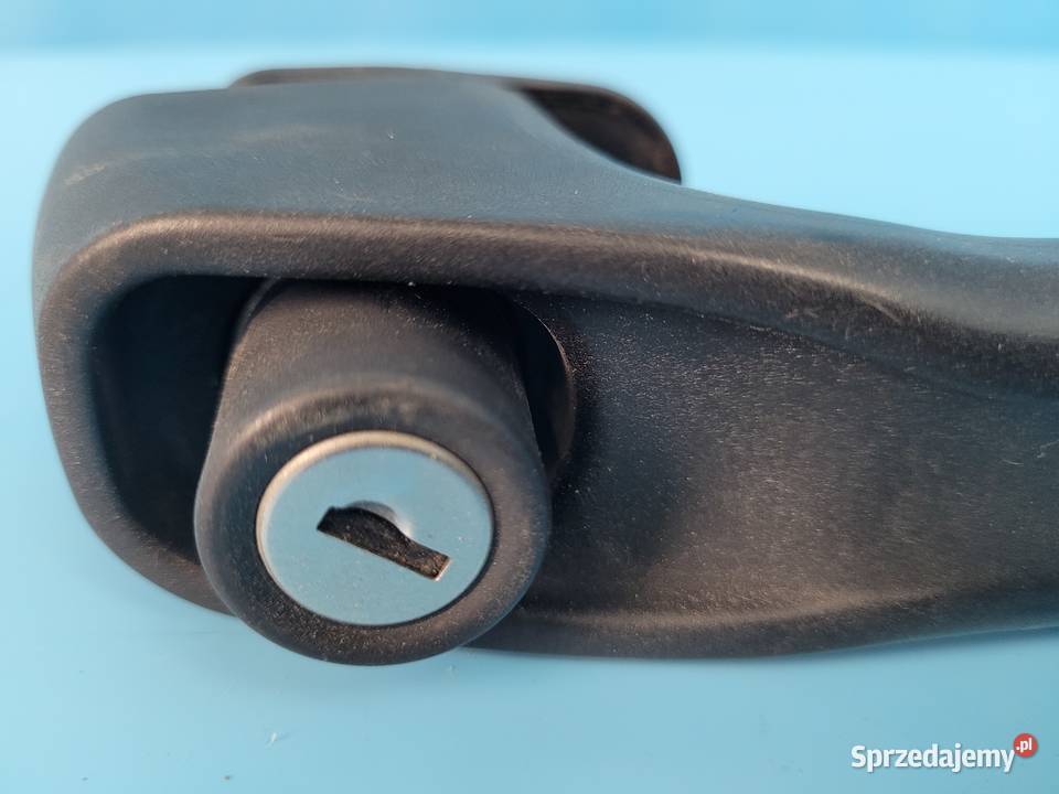 CASE IH PUMA 145 12r KLAMKA UCHWYT DRZWI Kabina i karoseria