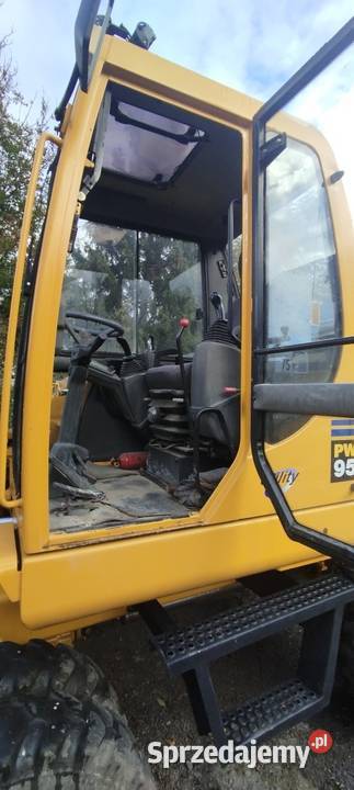 Koparka kołowa Komatsu PW 95 10 ton 8200h sprzedam